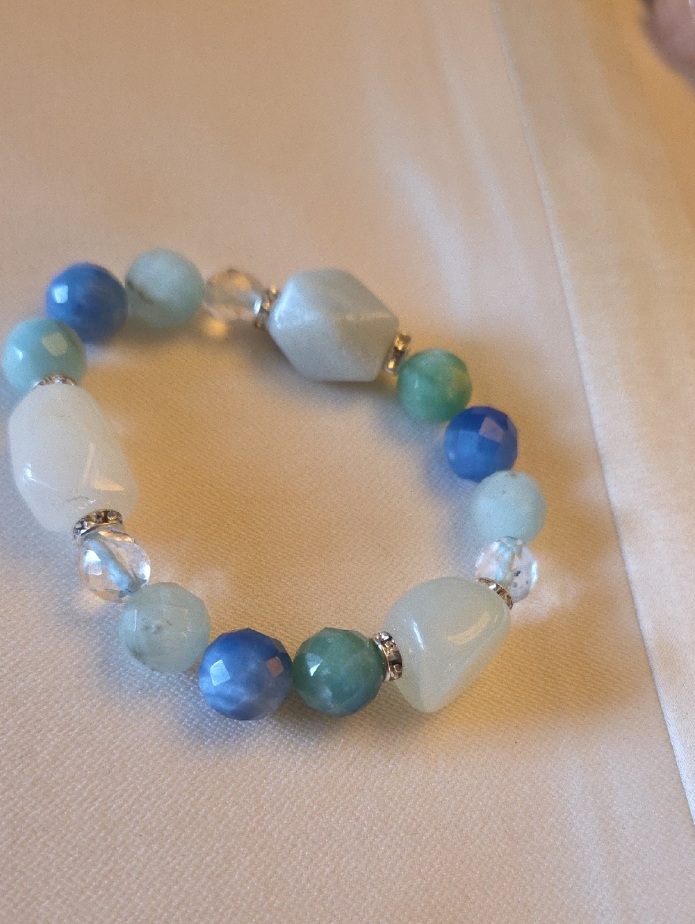 Blue & Aqua Beaded Stretch Bracelet